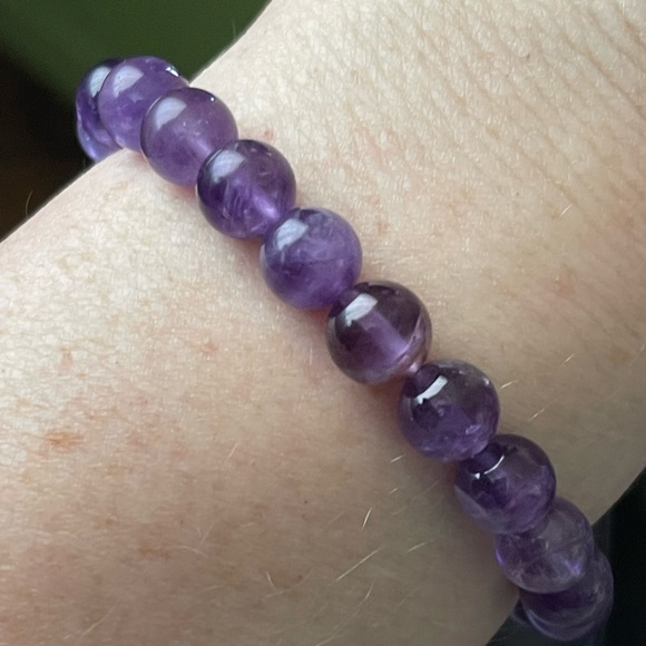 Amethyst gemstone bracelet - Picture 3 of 3
